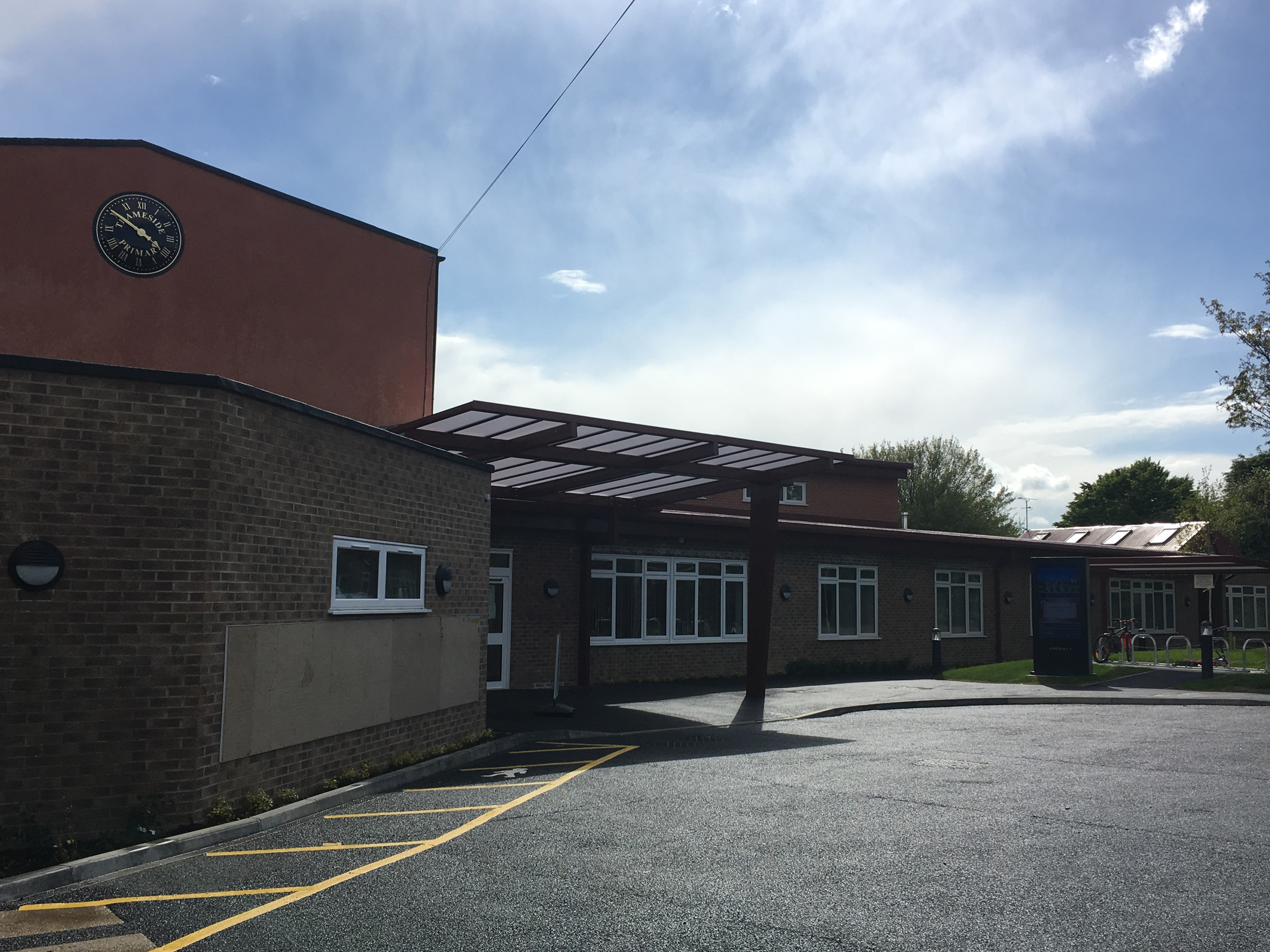 Thameside Primary School